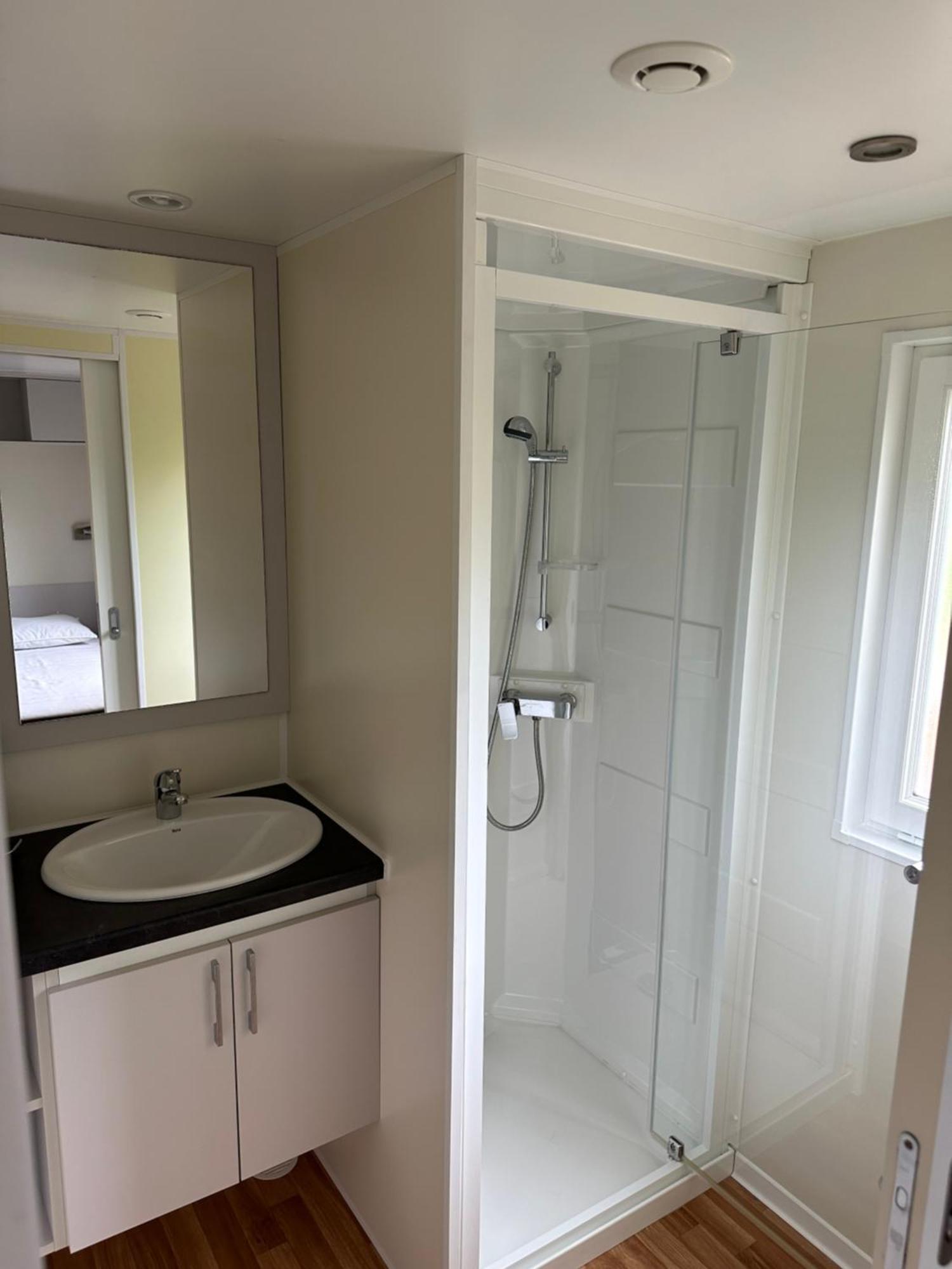 "Le Marina" Maison & Appartements Proche De La Mer Avec Piscine Serignan Ngoại thất bức ảnh